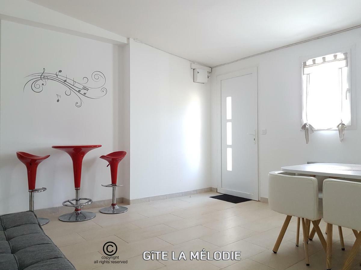Gite La Melodie Longueville (Seine-et-Marne) Exterior foto